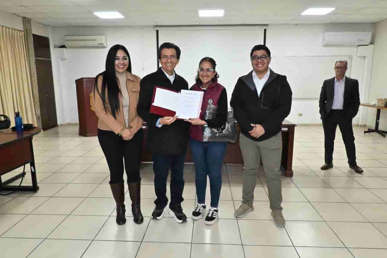 Imagen de artículo FINALIZA SEMANA DE CAPACITACIÓN CON LA CONFERENCIA DE LIDERAZGO EDUCATIVO Y GESTIÓN PARA CUERPO DIRECTIVO DEL TECNM-SALTILLO
